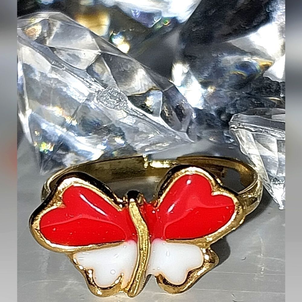 Super cute girls jeweled adjustable ring